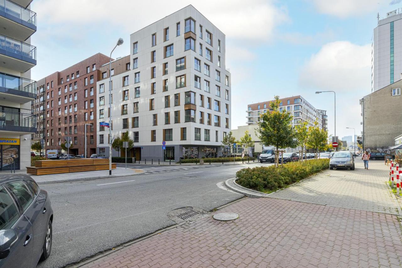 Apartment Praga Okrzei By The River By Renters *