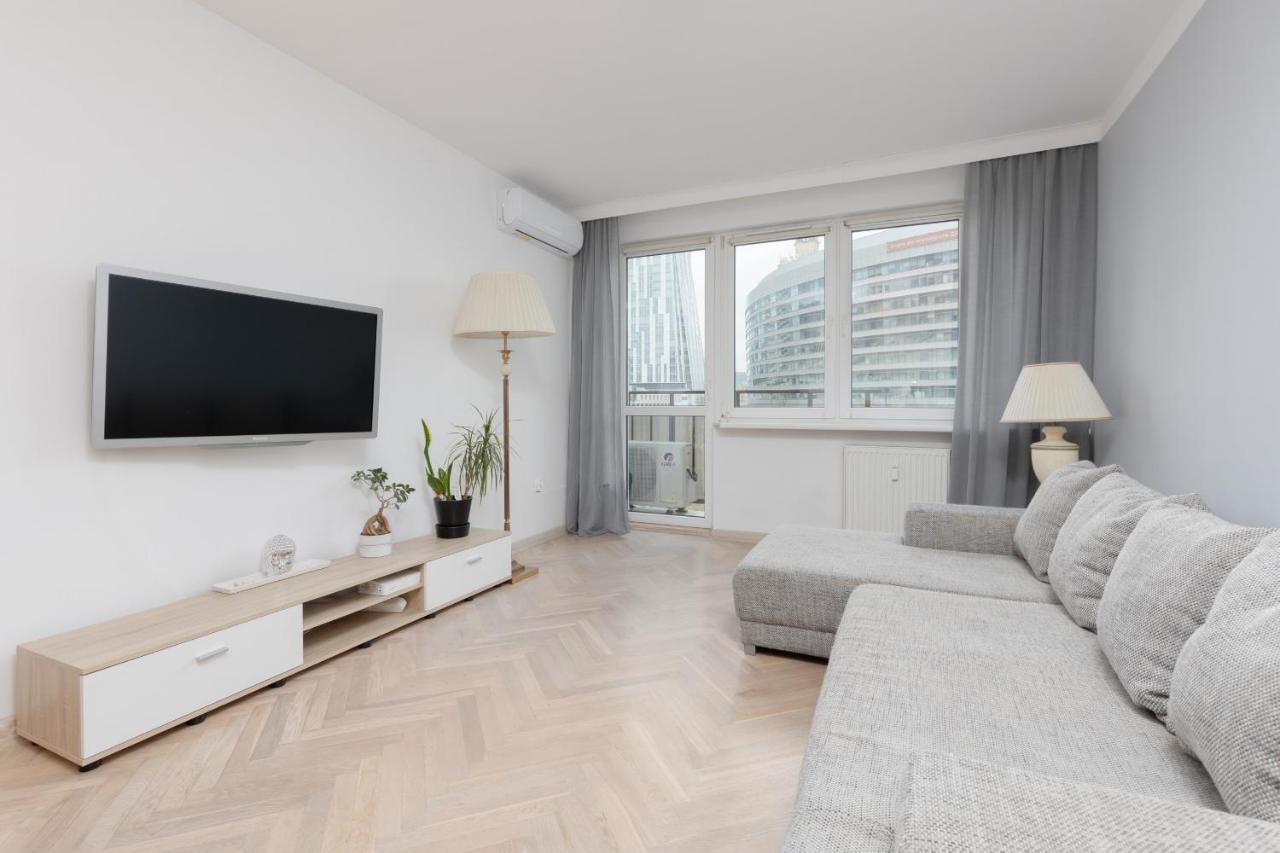 Zlota Center Of By Renters Apartment *