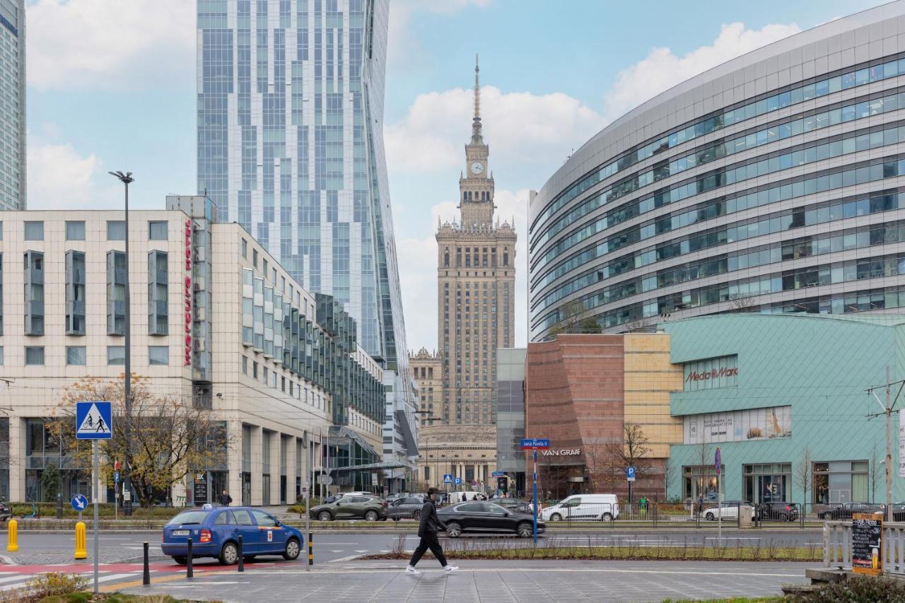 Zlota Center Of By Renters