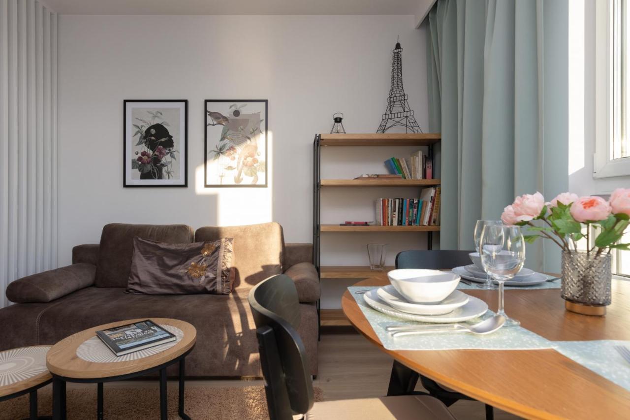 Apartament Celownicza With Parking By Renters *