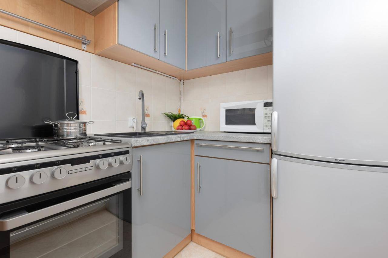 Apartment Metro Kabaty Lovely By Renters Warsaw