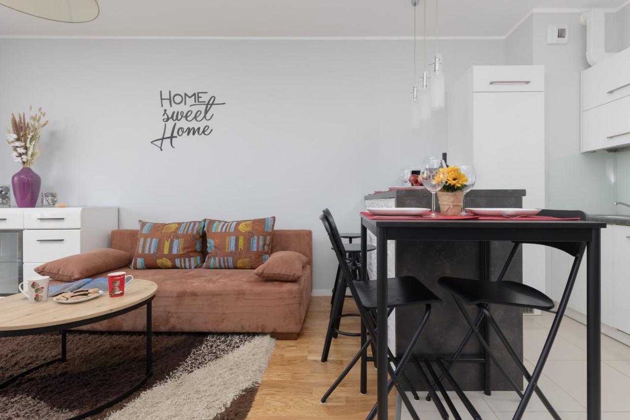 Young By Renters Apartamento