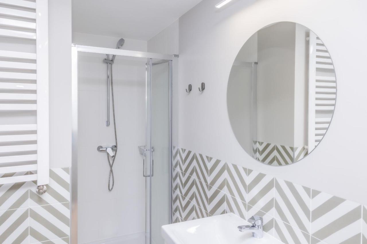 Apartment Metro Bielany With Parking By Renters Warschau