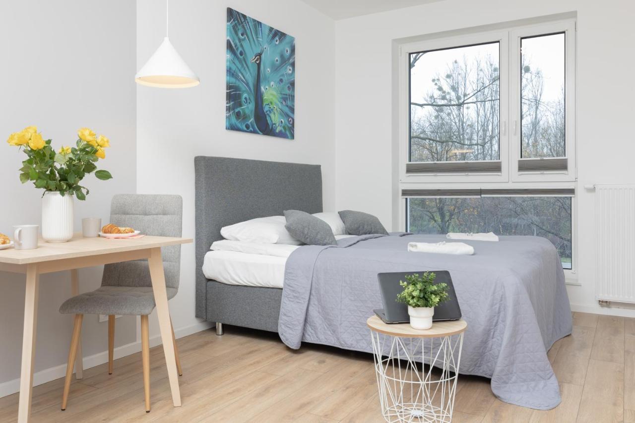 Metro Bielany With Parking By Renters