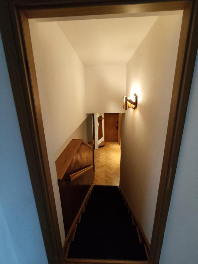 Classic Metro Kabaty Apartment