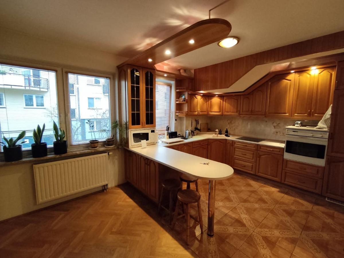 Apartment Classic Metro Kabaty *