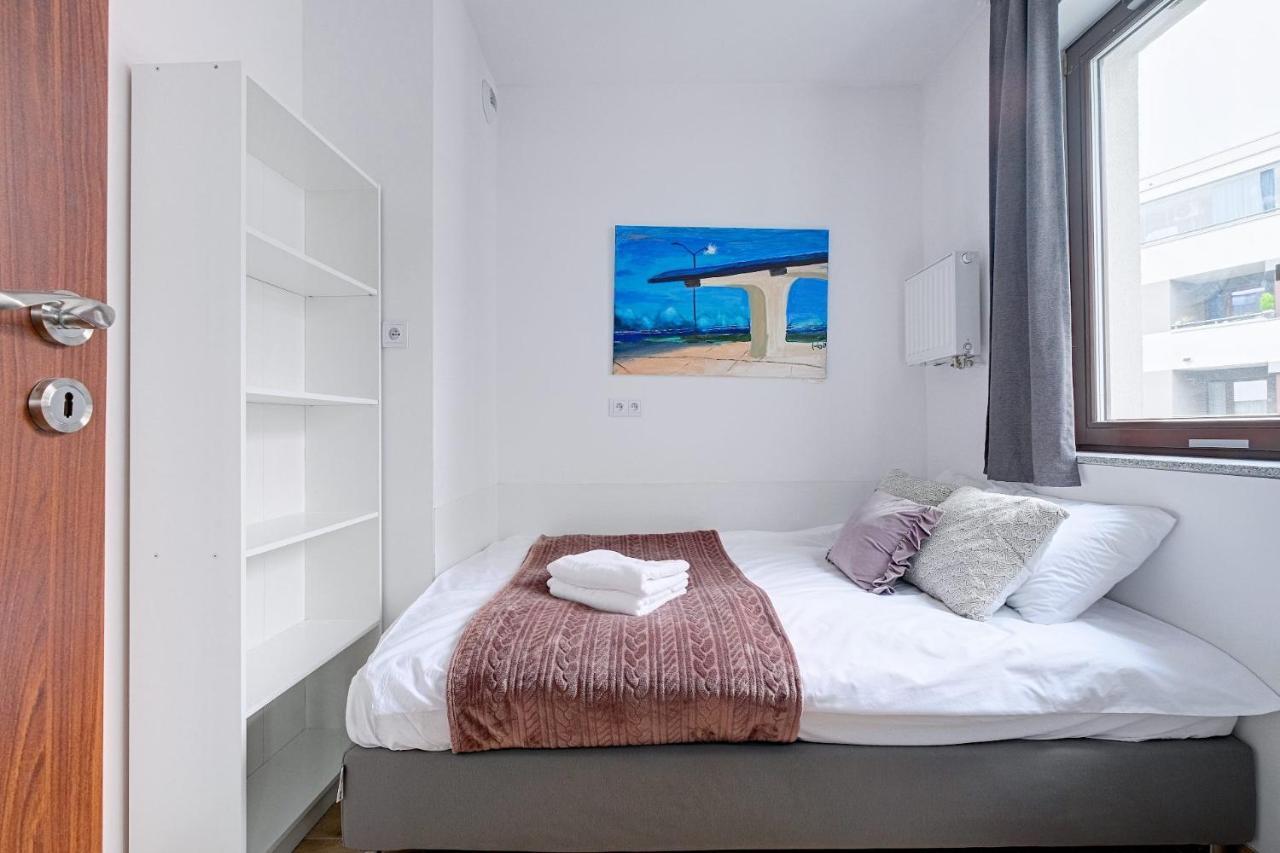 Căn hộ 2 Bedroom Balcony Ac Arkadia Shopping Mall