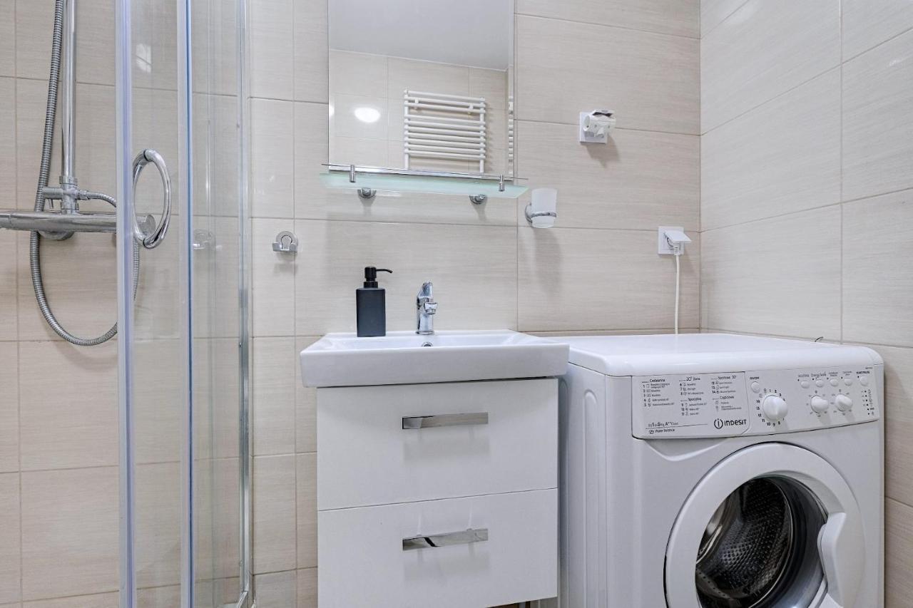 2 Bedroom Balcony Ac Arkadia Shopping Mall