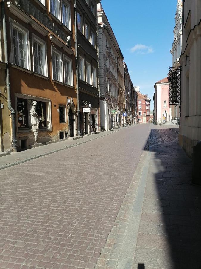 - Mi Old Town Swietojanska * Warschau