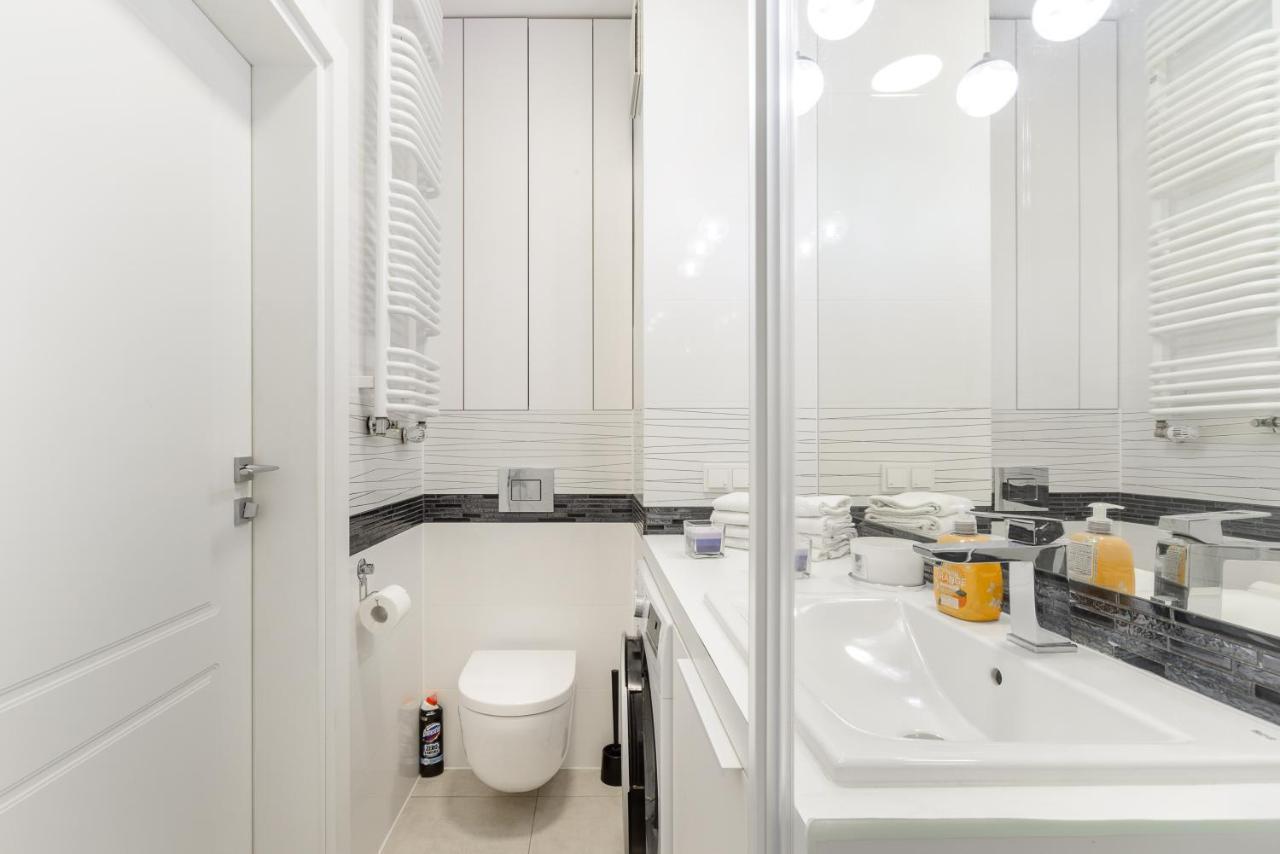 Luxury On Grzybowska Street In