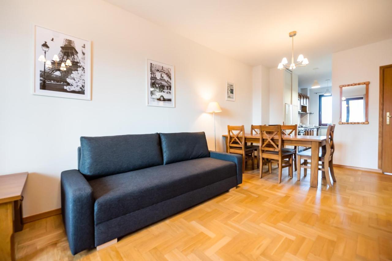 Apartment Woronicza Homey Wooden Warsaw