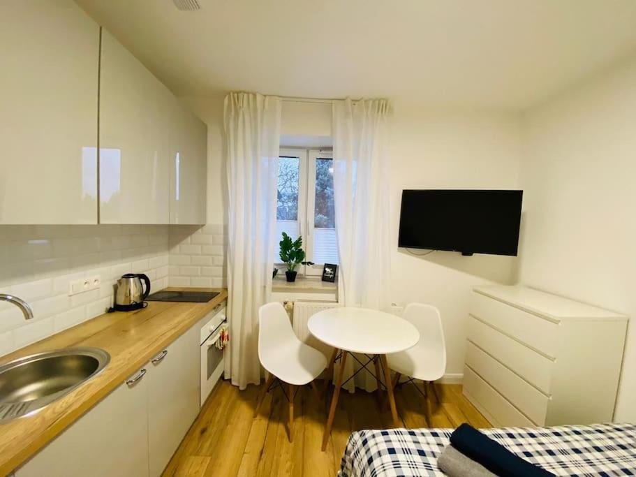Bezagenta Mozart8 Studio Easy Access To City Wifi * Warsaw