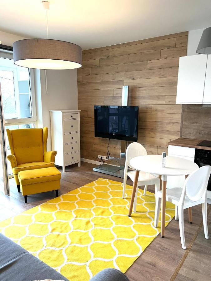 Krakowska Yellow Free Parking 1 * Warsaw