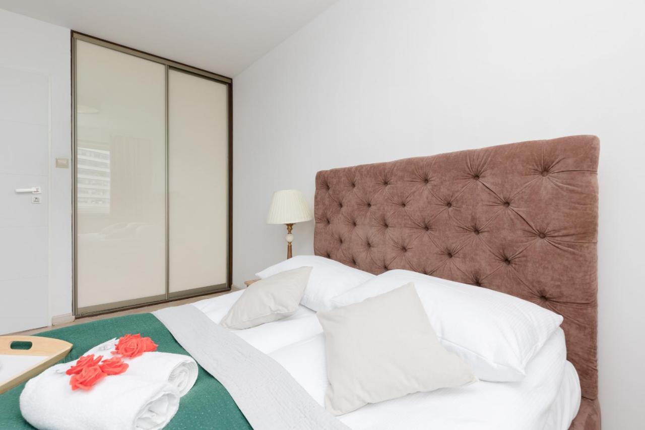 Apartment Zlota Center Of By Renters *