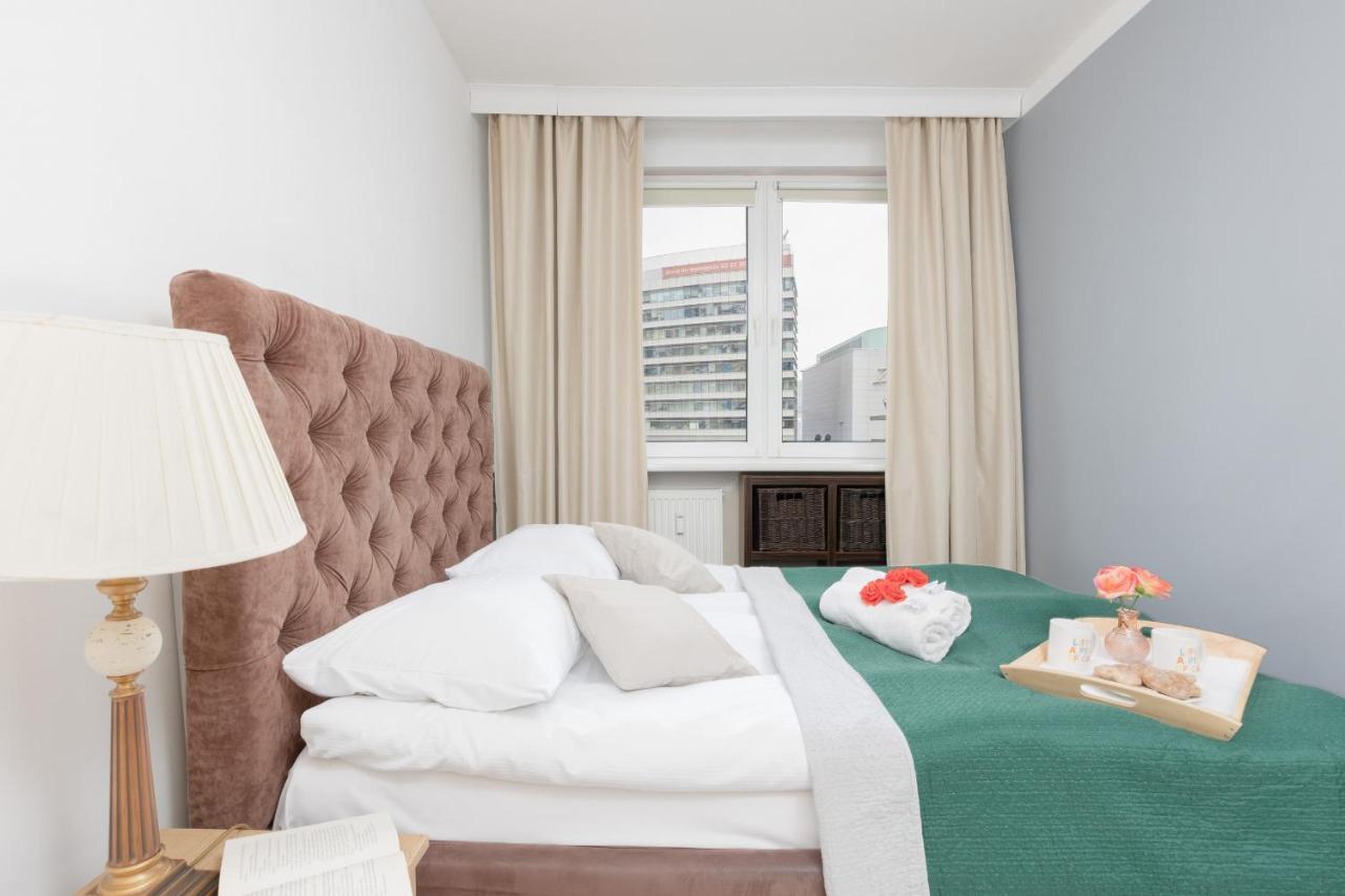 Zlota Center Of By Renters Apartment