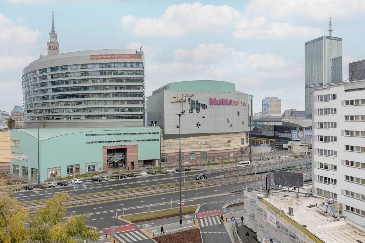 Zlota Center Of By Renters