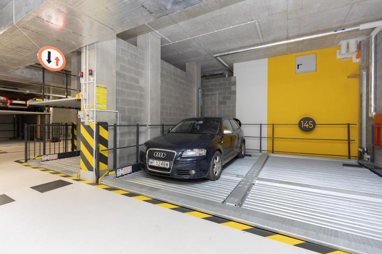 Celownicza With Parking By Renters Warszawa