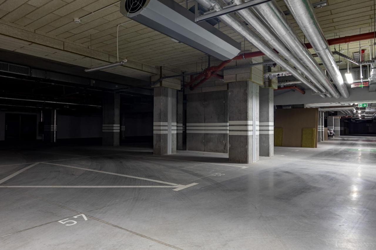 Apartment Metro Bielany With Parking By Renters