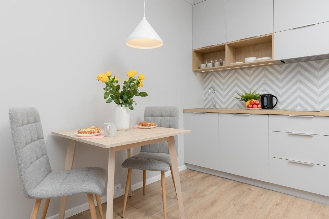 Apartment Metro Bielany With Parking By Renters