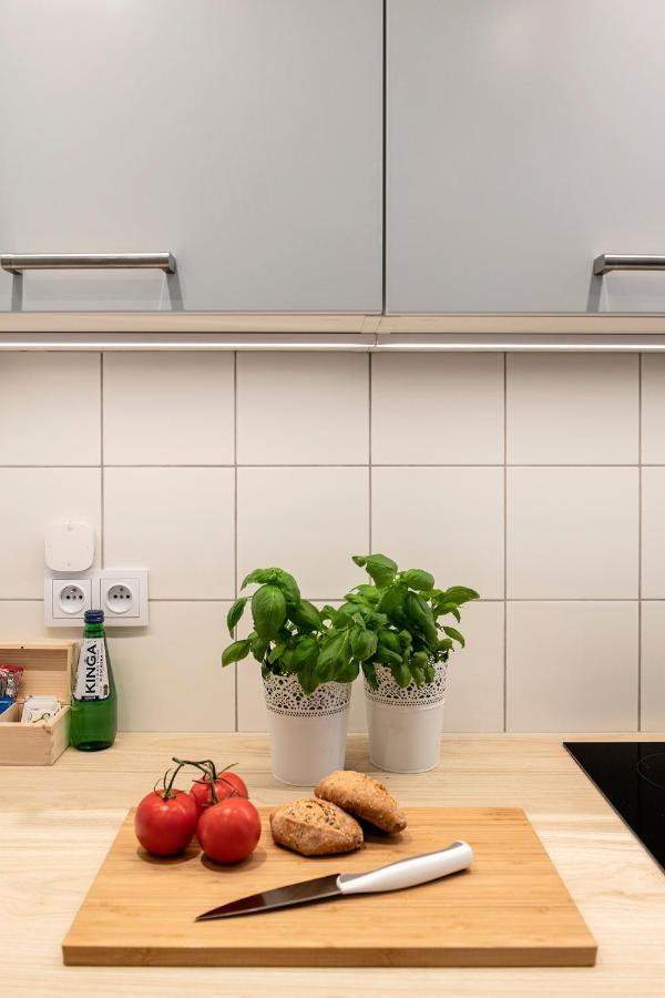 Apartment Shortstaypoland Bruna Warsaw