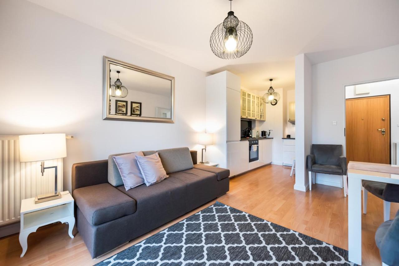 Apartment Metro Kondratowicza Velvet *