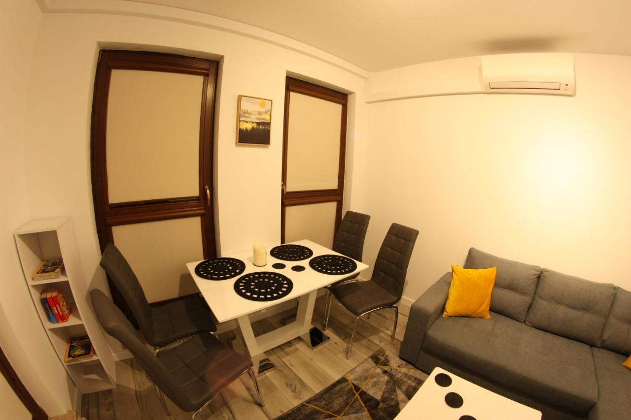 Urban Apartment Warsaw