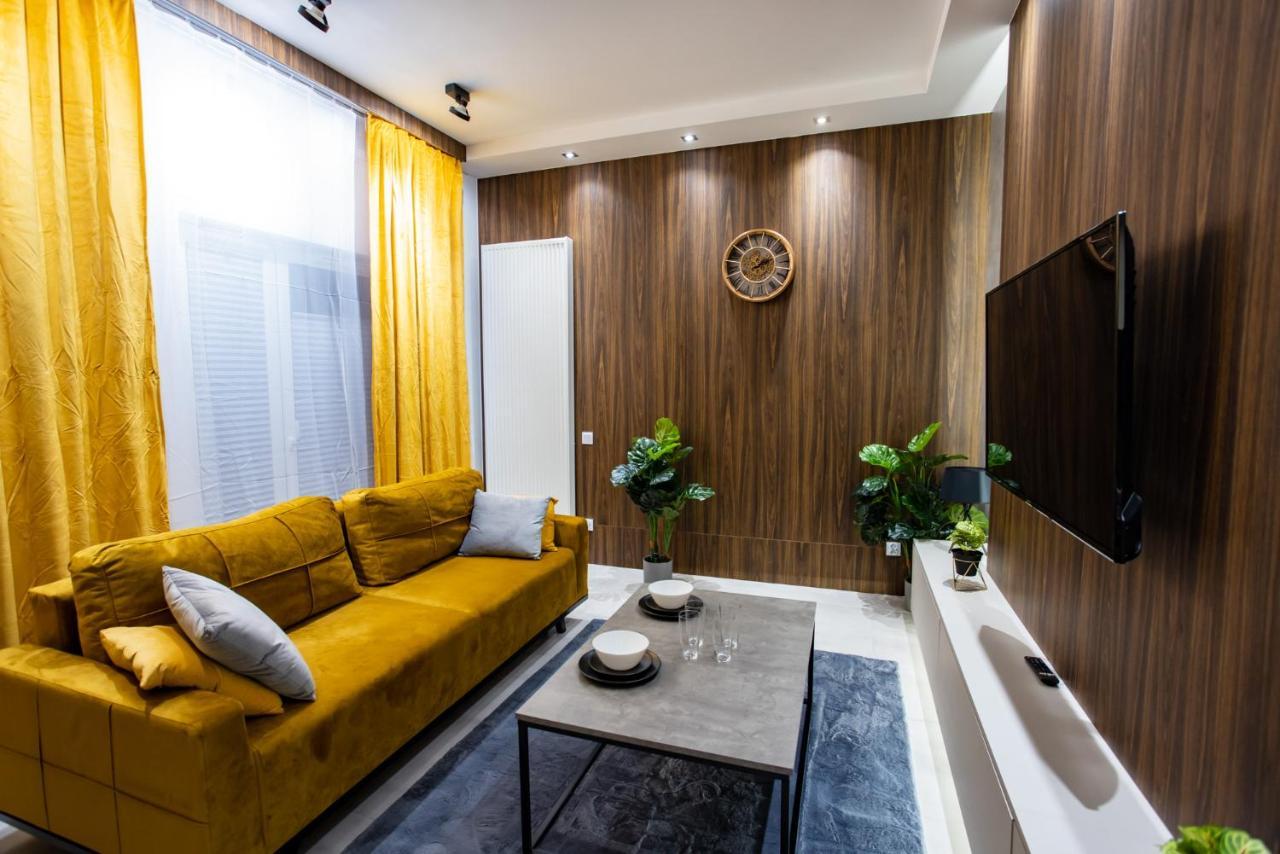 Apartment Bliska