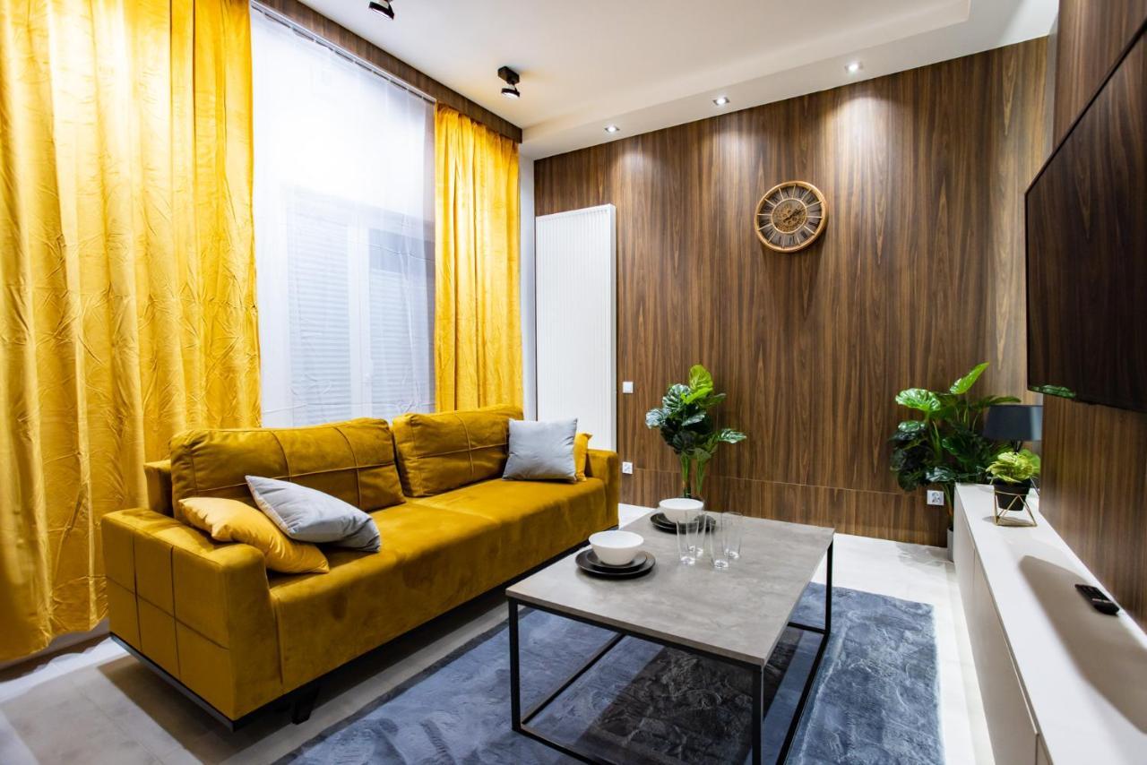 Apartment Bliska Warschau
