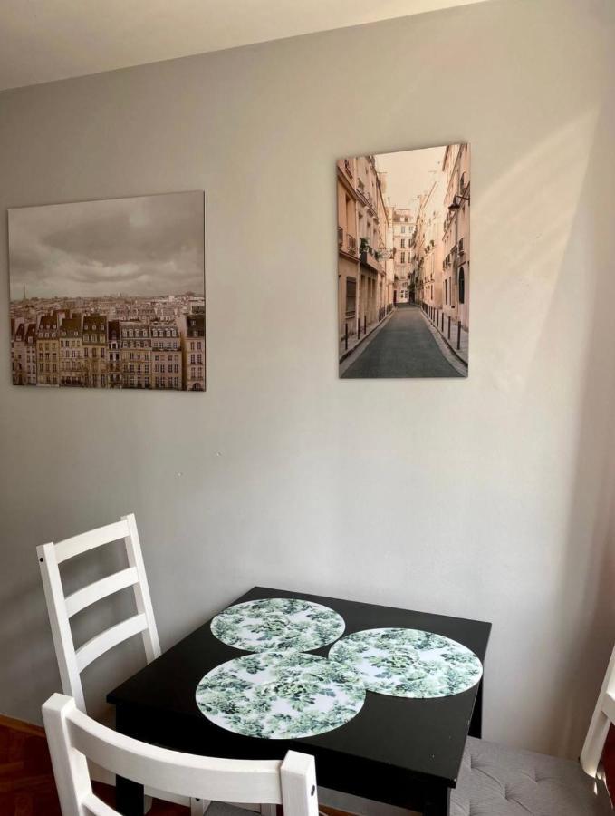 Uroczy Apartament Typu Studio - Centrum Varsóvia