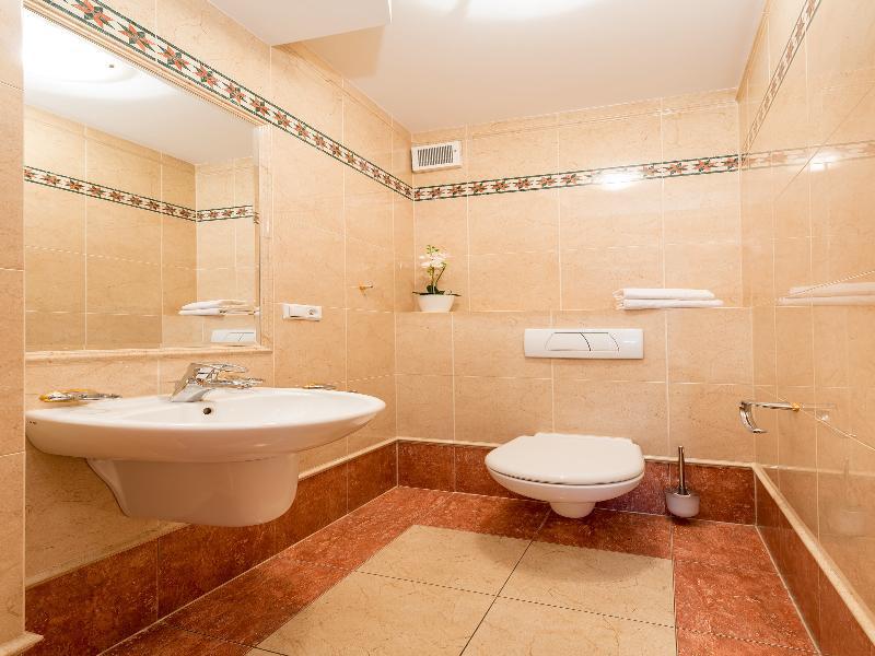 Hotel P And O Tamka 3*