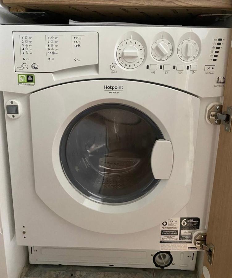 Uroczy Apartament Typu Studio - Centrum *
