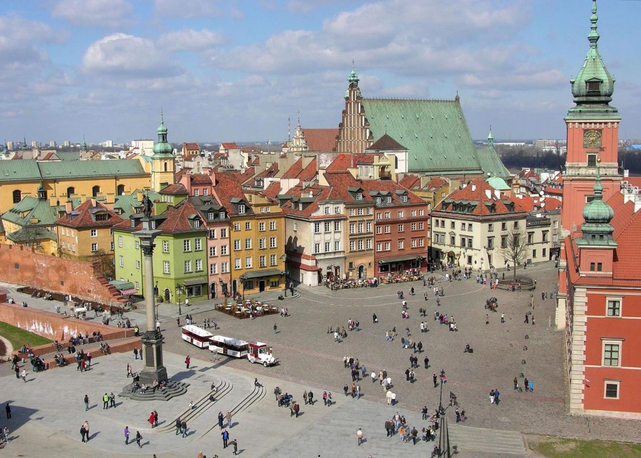 Lumina On The Market Square Near The Royal Castle * Warsaw