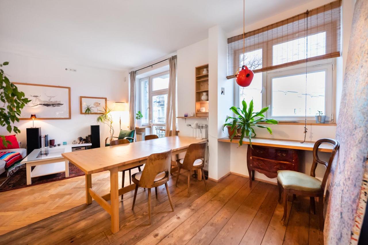 Apartment Solec Powisle Bohemian Warsaw