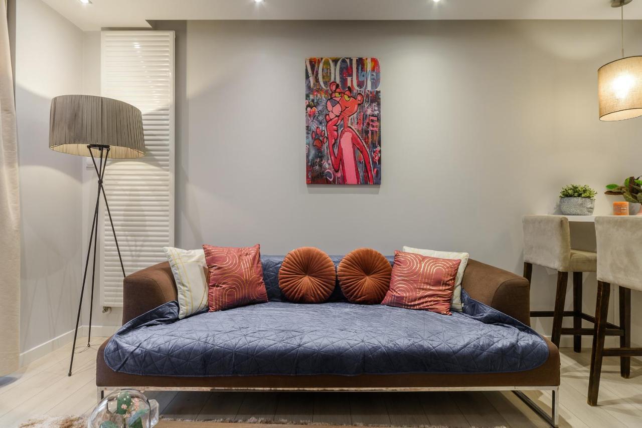 Luxury In Platinum Tower Apartment *
