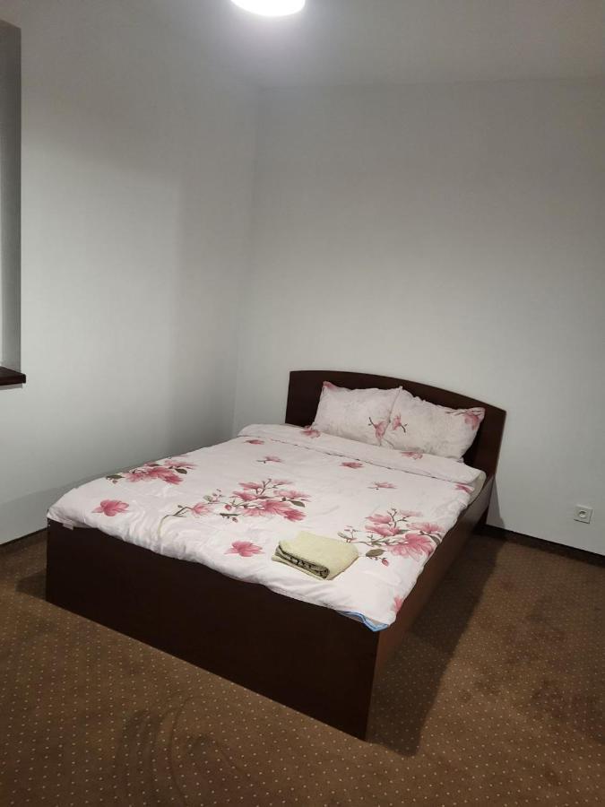 Villa Near Ch Marywilska *