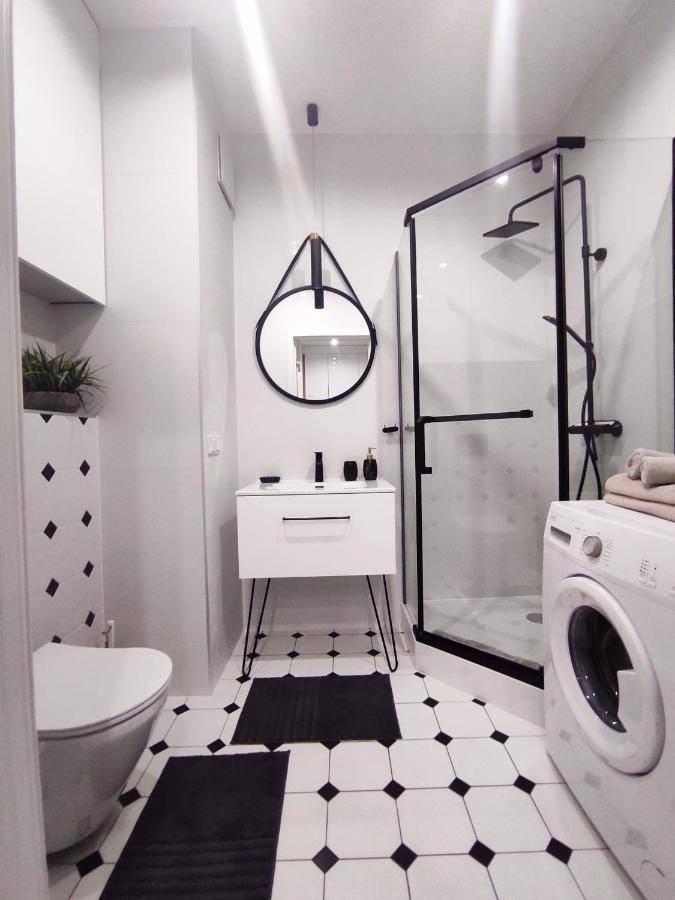 Apartment Apartamentysnu, Wola Premium I Z Parkingiem