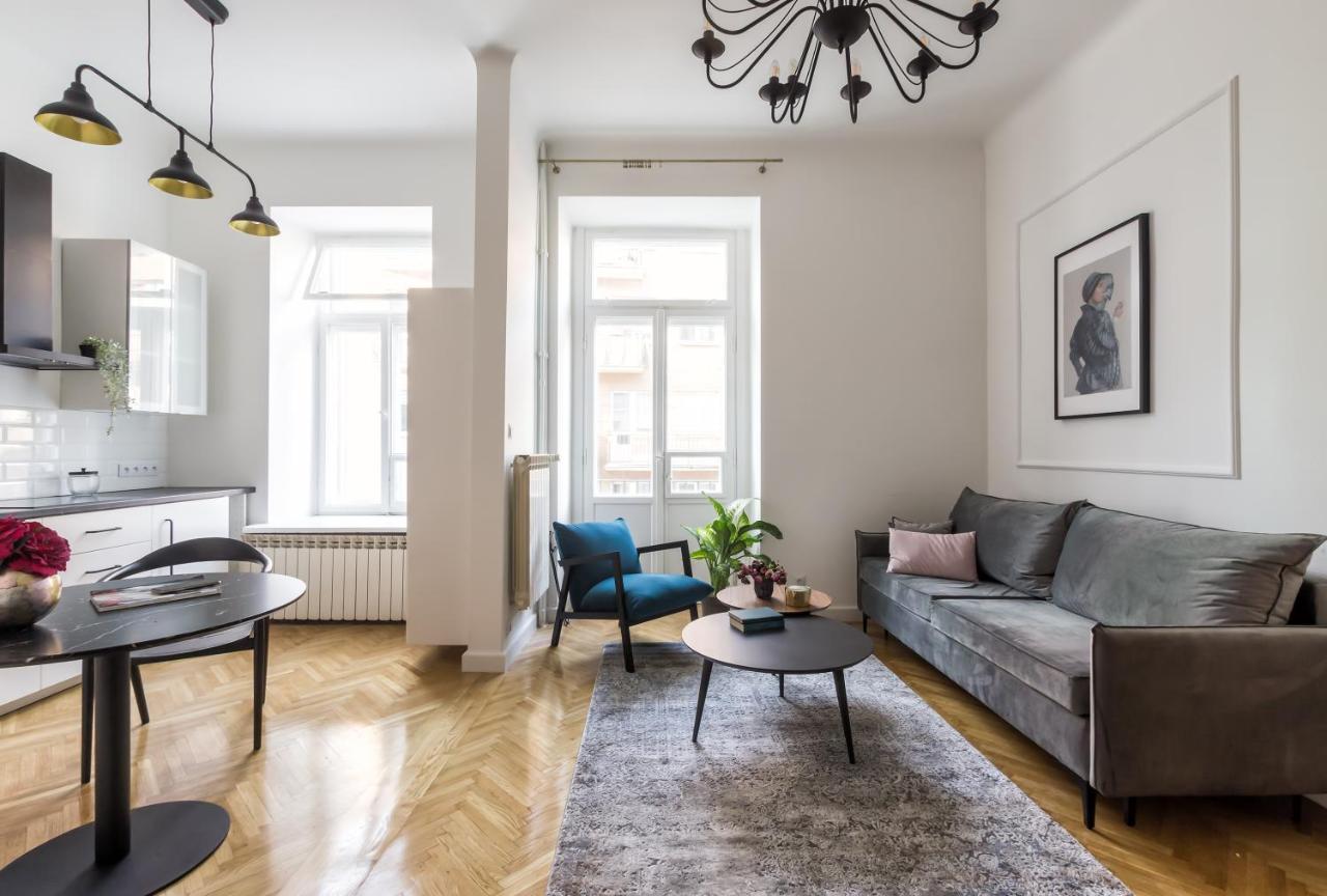 Ecru Glamorous Studio Near Metro Nowy Swiat Apartamento