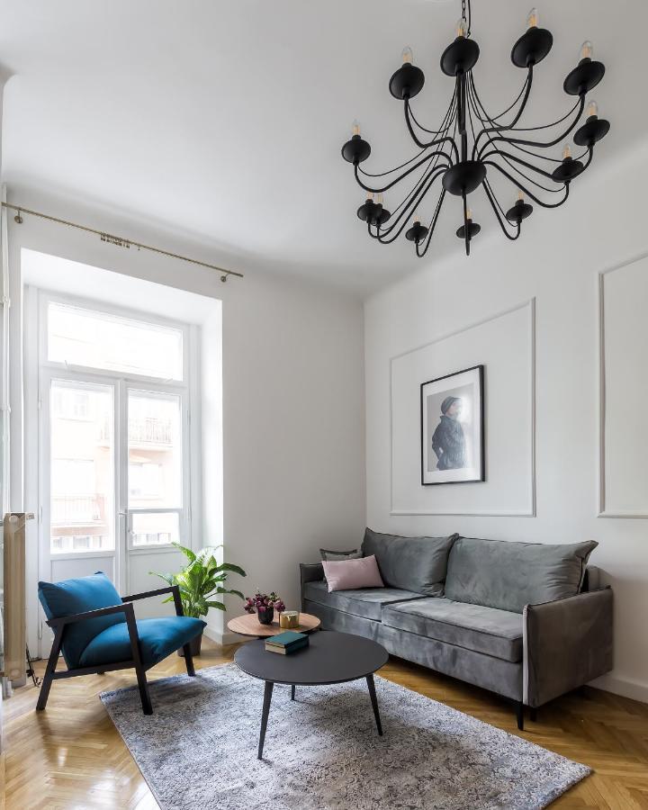 Ecru Glamorous Studio Near Metro Nowy Swiat *