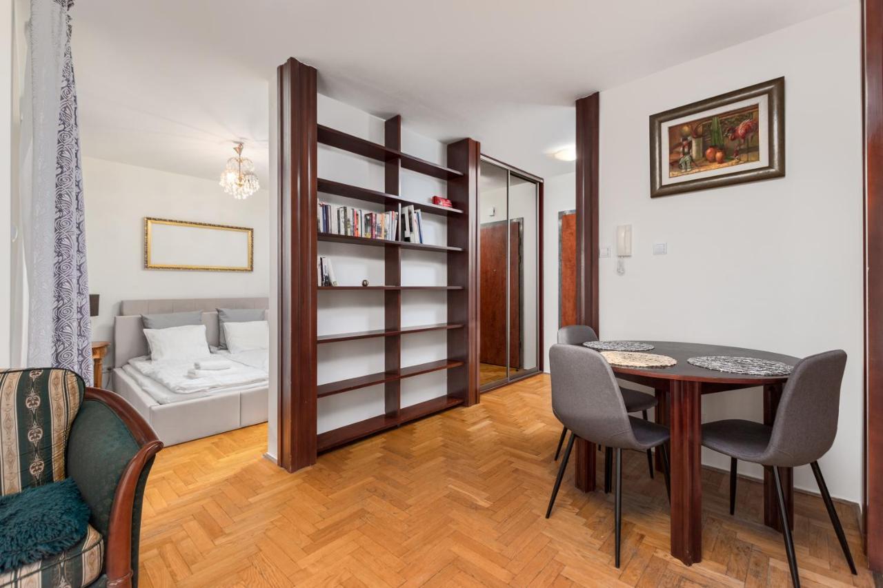 Al.jana Pawla Ii 80 By Homeprime * Warsaw