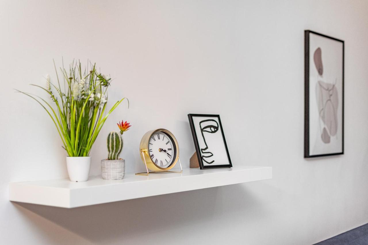Apartment Wiartel 8 By Homeprime Warsaw