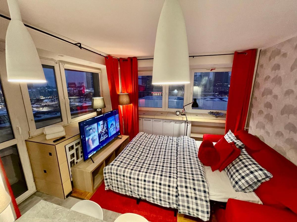 Metro Wifi 300mbs 65'tv Netflix Hbo Appletv+ Apartment