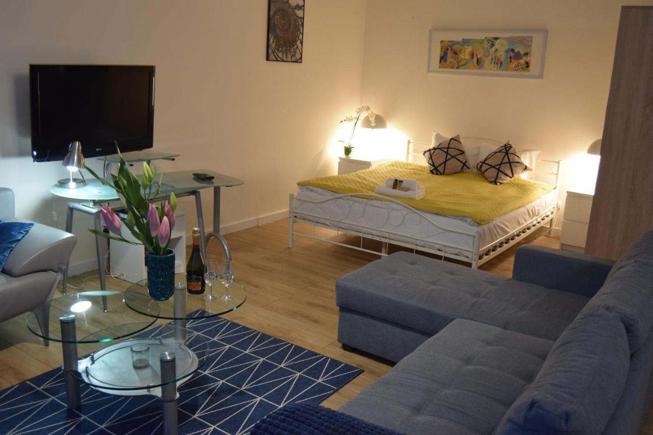 Apartment Be My Guest - Marszalkowska - Center Of Subway Wi-fi Breakfast Warsaw