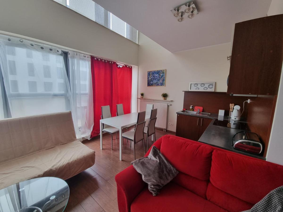 Senator Apartment *