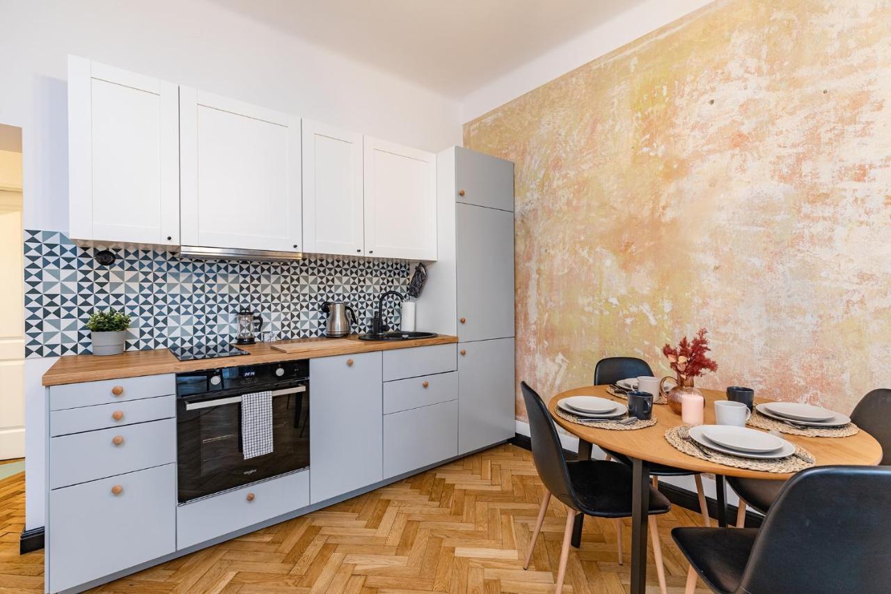 Căn hộ Superapart Tarchominska Apt 24 *
