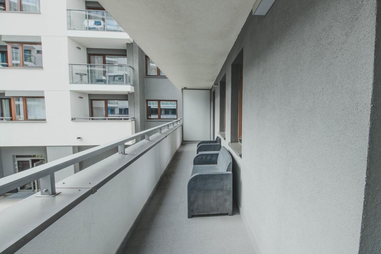 Apartment Kazou Arkadia Warsaw