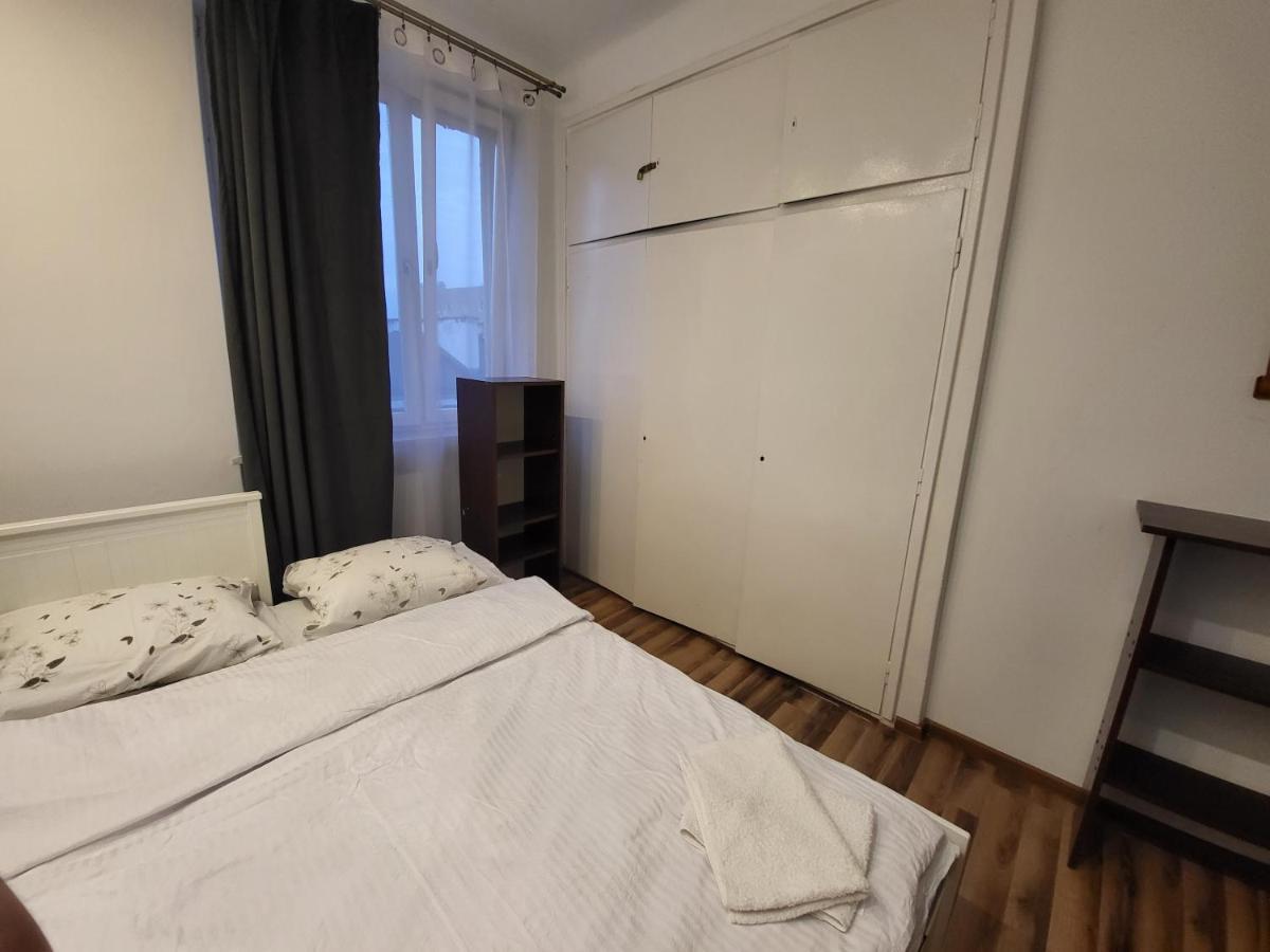 Bed & Breakfast Koszykowa Near Central Station