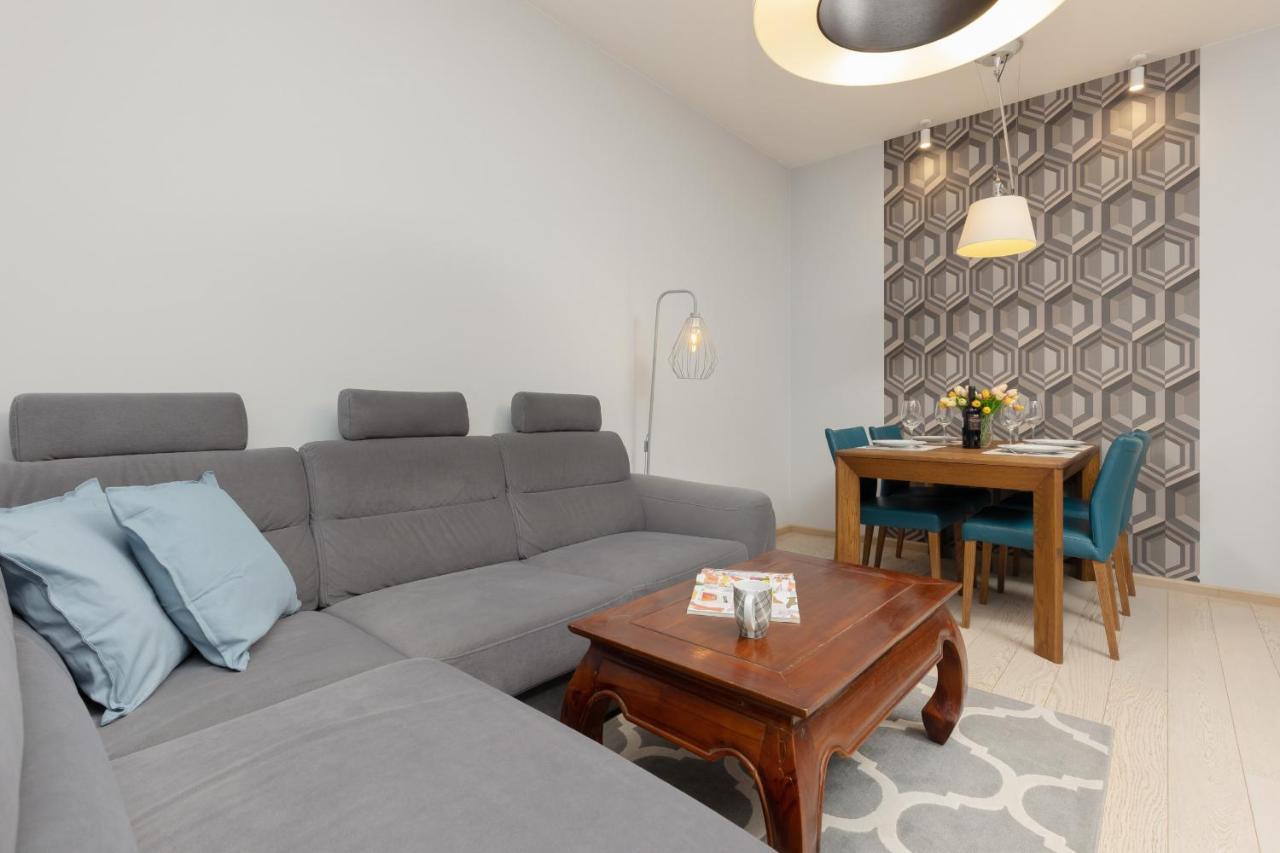 Mokotow Chodkiewicza By Renters *