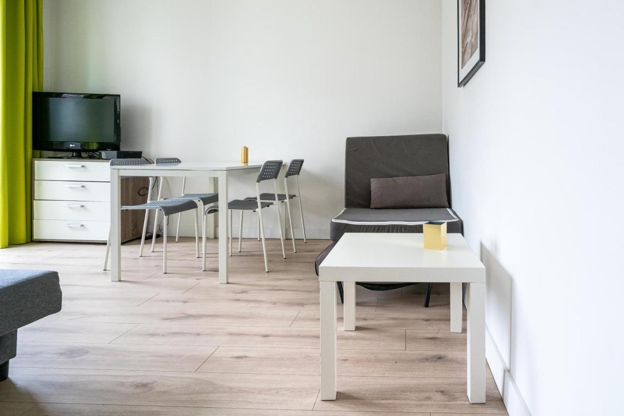 Apartment Bright And Cozy- Golden Apartments- Center&k2 Warsaw