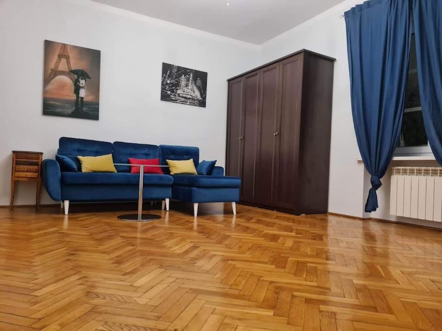 Apartament Stare *