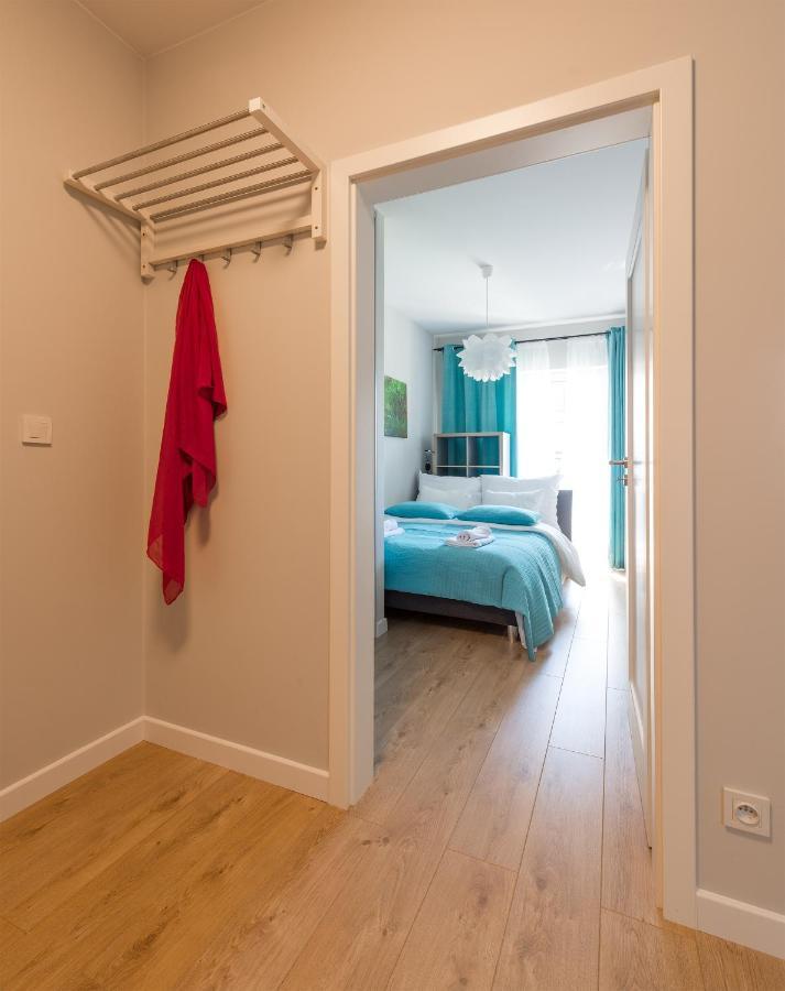 Apartment Okecie Airport Bakalarska 2 P&o Serviced Warsaw